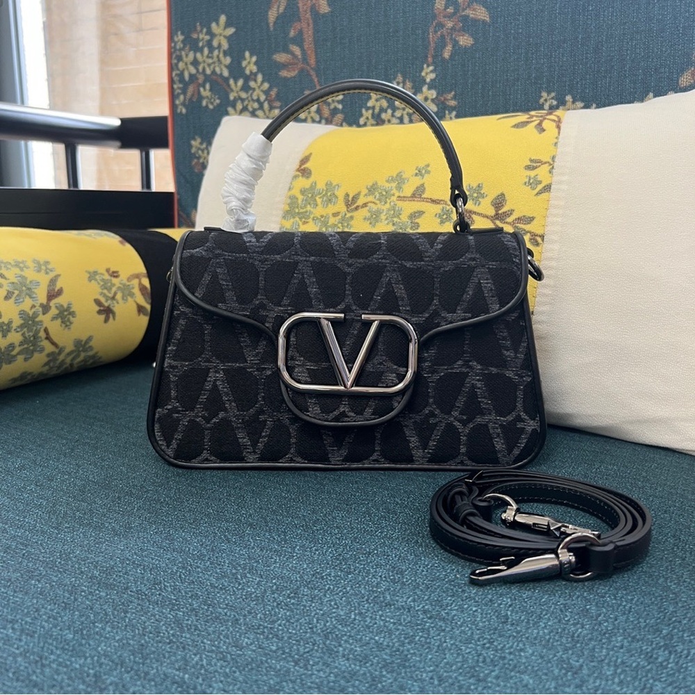 Valentino women's classic bag